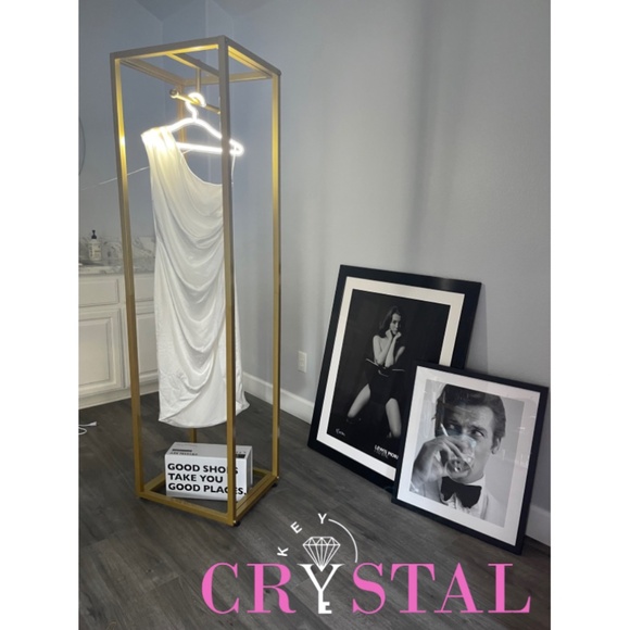 Elliat Cassini Dress - Picture 1 of 10